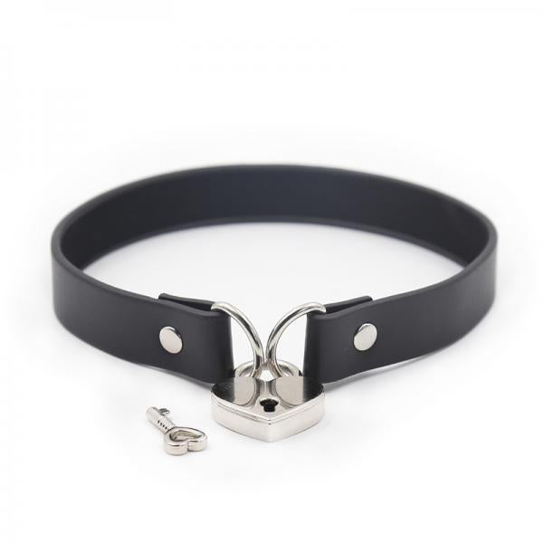 Plesur Pvc Collar W/heart Lock - Black