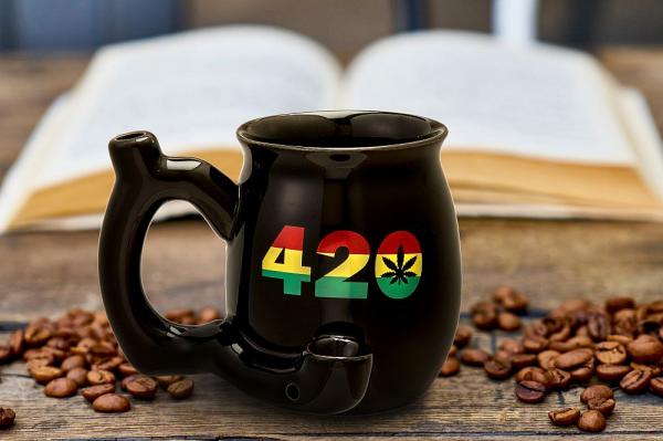 Fashioncraft Small Regular Mug - 420 Black Rasta